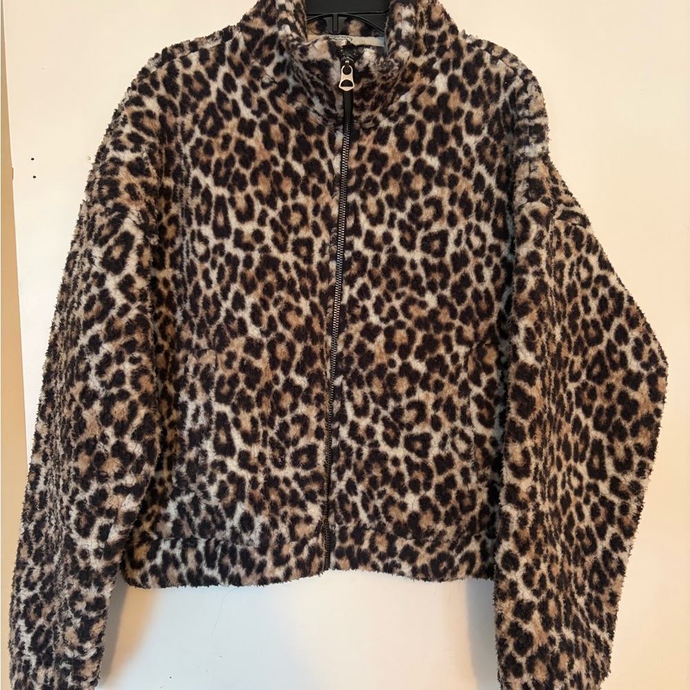 Leopard Print Fleece Jacket - Picture 3 of 5